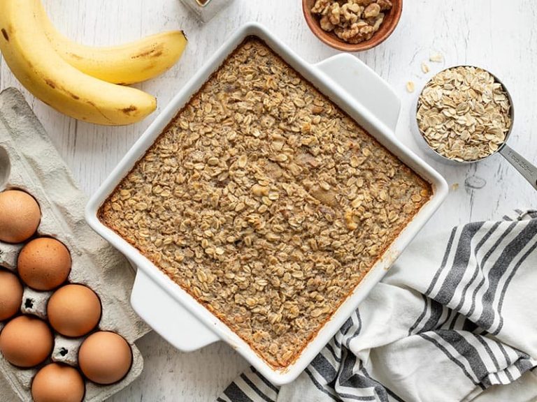 Banana Bread Baked Oatmeal