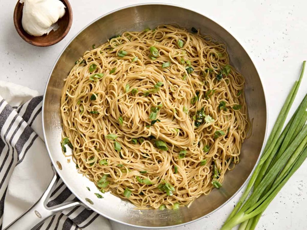 Quick & Easy Garlic Noodles