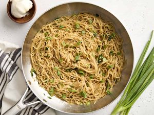 Quick & Easy Garlic Noodles
